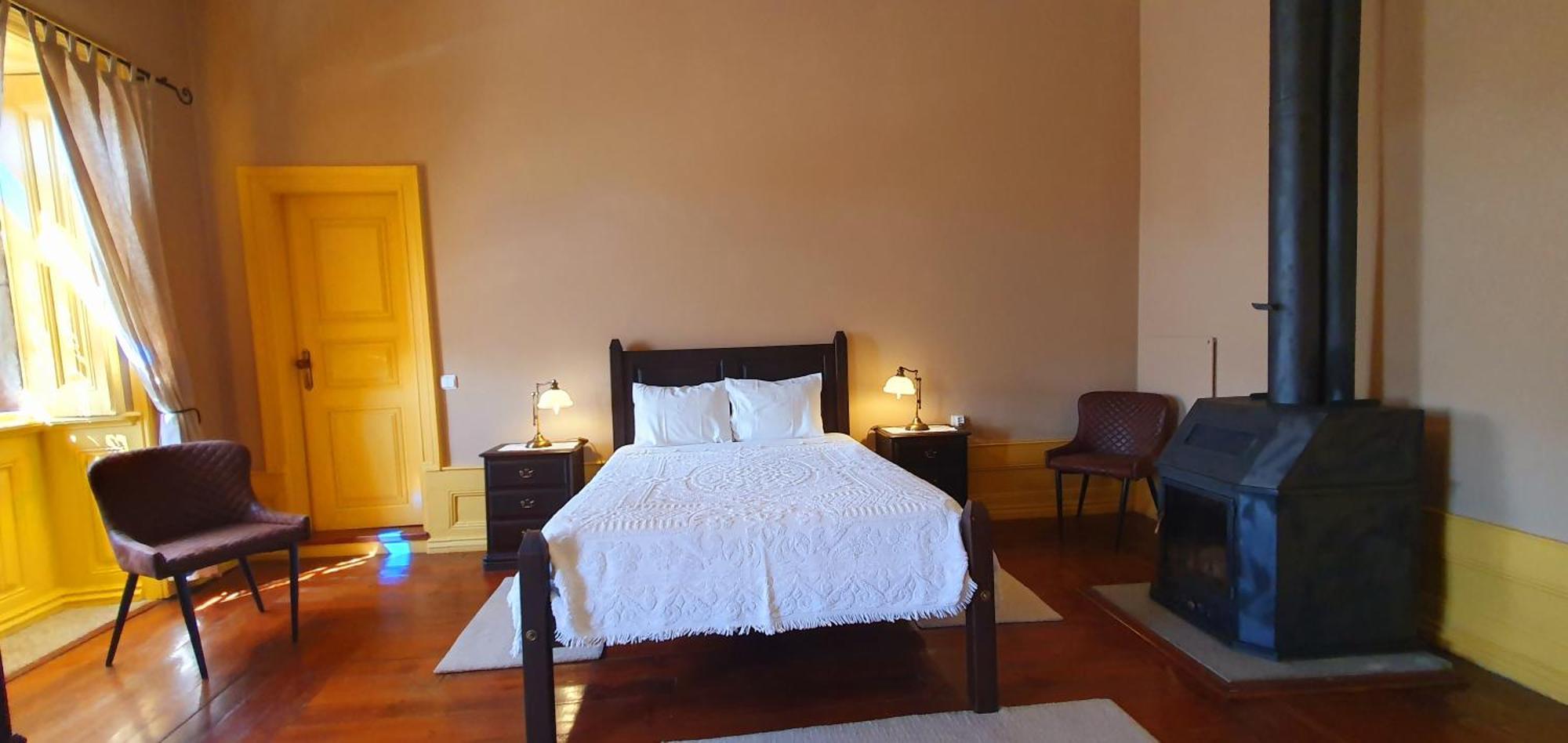 Casa Do Fundo - Sustainable & Ecotourism Guest House Seia Room photo
